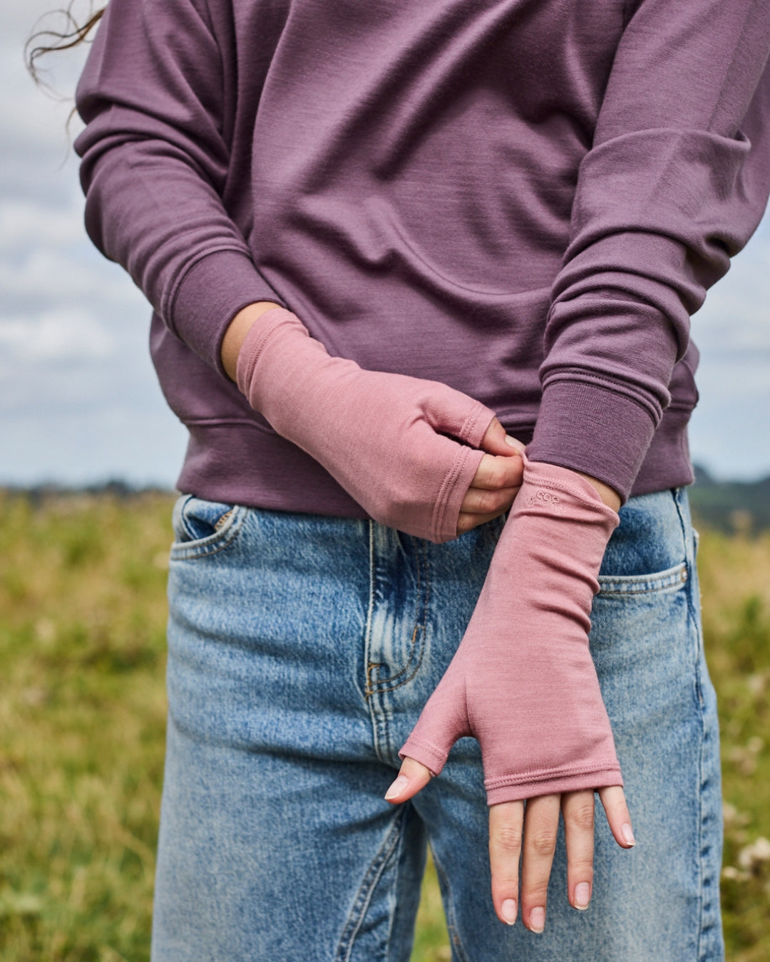Women's Handwarmers - 100% Merino Wool, Rose