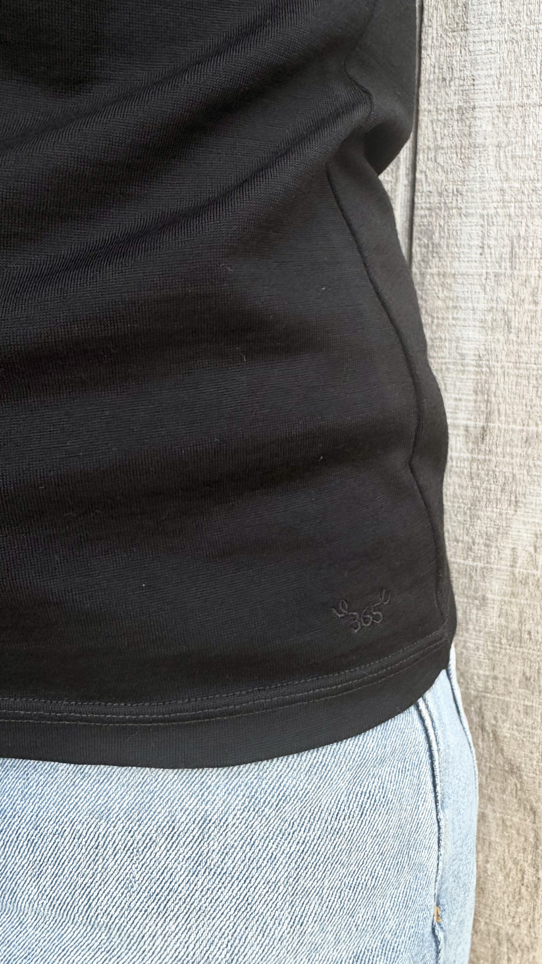 Women's Scoop Neck Tank Top - 100% Merino Wool, Black