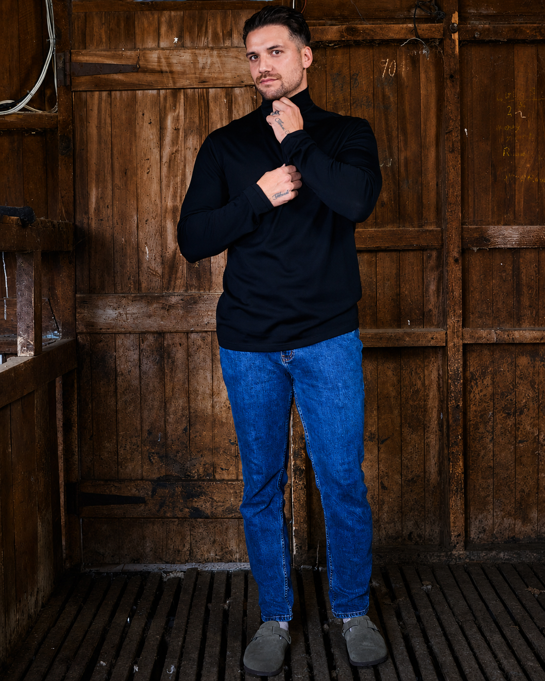 Men's 1/4 Zip Top - 100% Merino Wool, Black