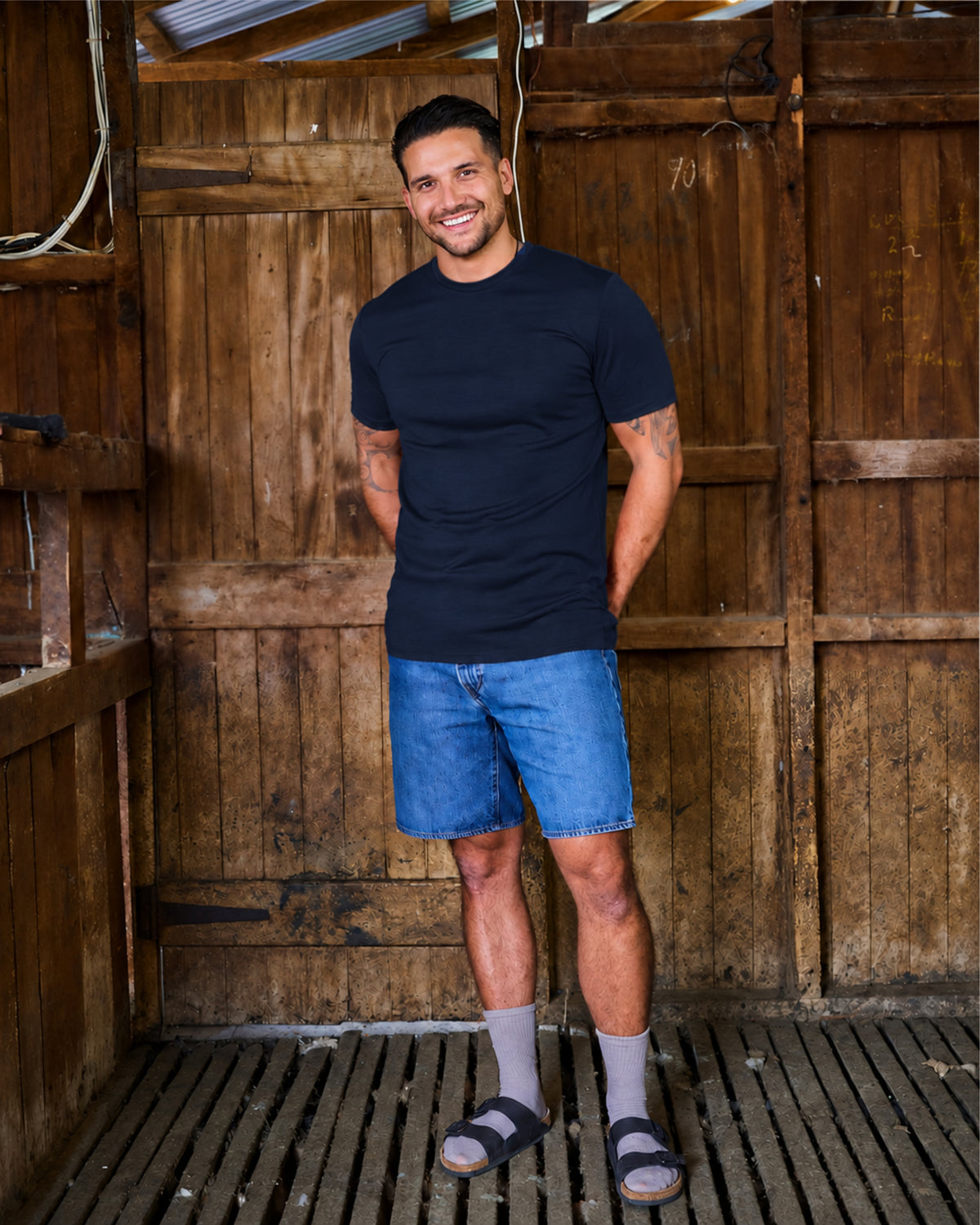 Men's Crew Short Sleeve T-shirt - 98% Merino Wool, Navy