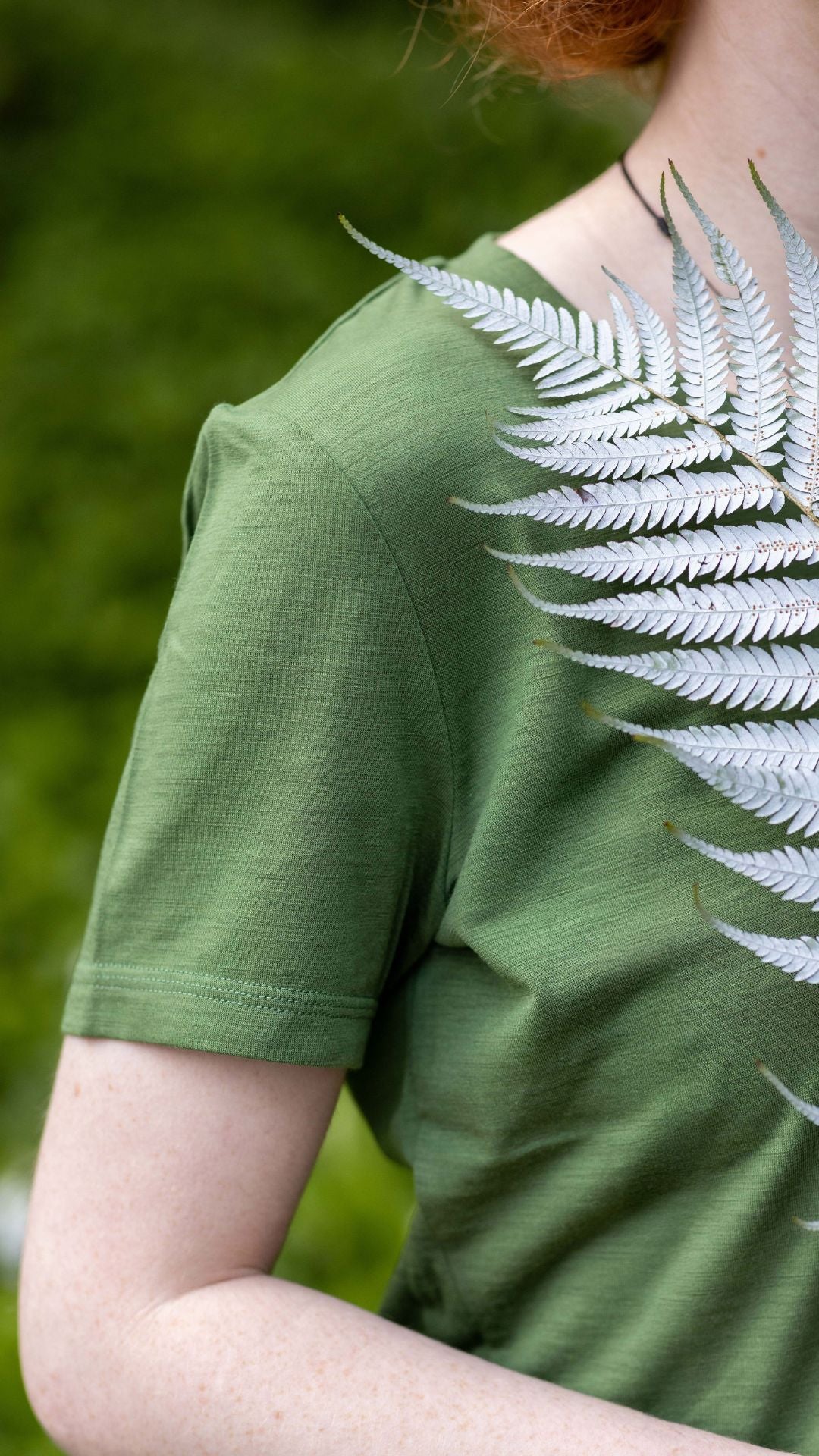 Women's Crew T-Shirt - Merino Blend 180gsm, Moss Green