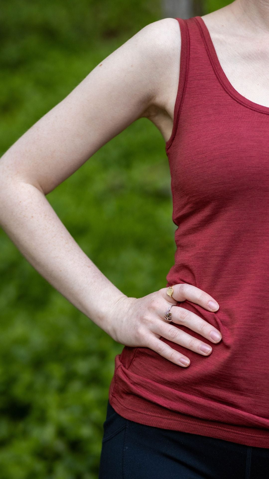 Women's Scoop Neck Tank Top - Merino Blend 180gsm, Brick
