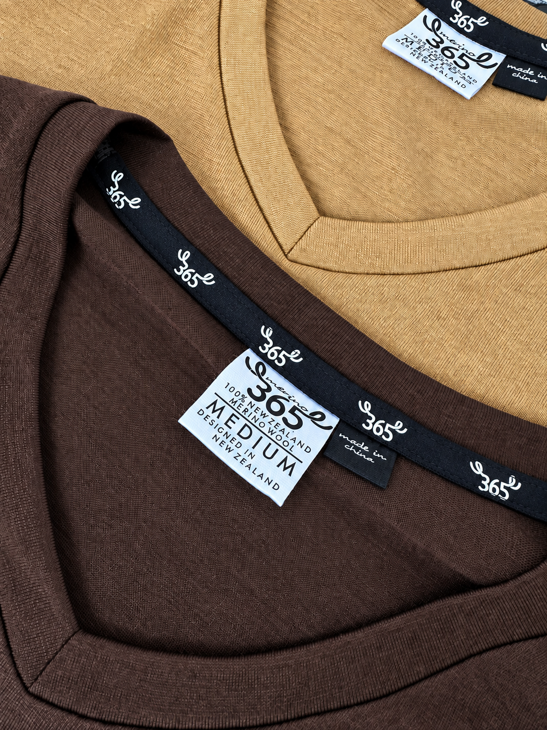 Men’s V-Neck T-shirt – 100% Merino Wool, Sand