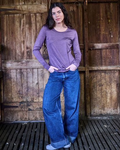 Plum long sleeve merino wool top with crew neckline — Merino 365 women's fitted everyday layer