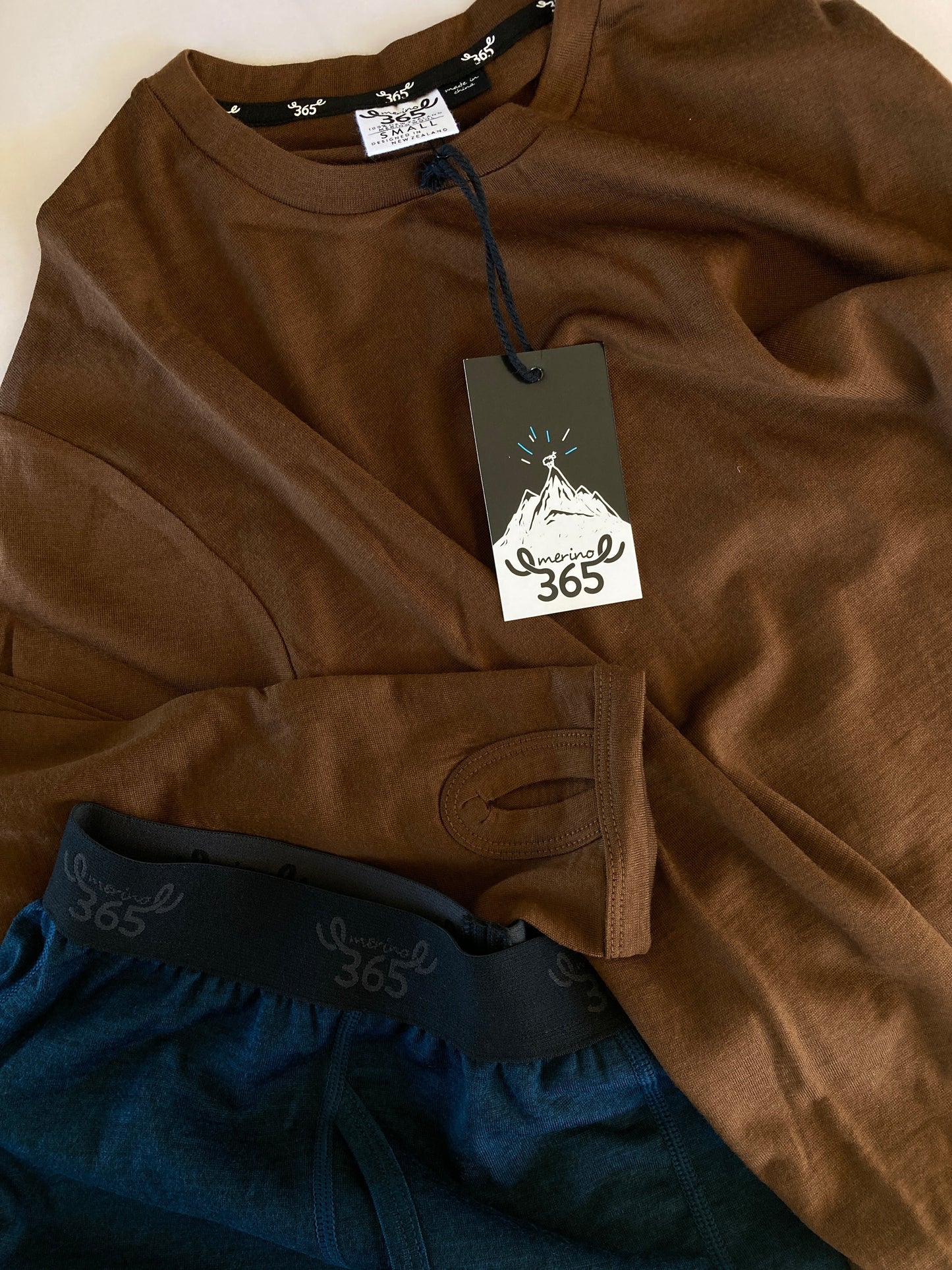 Merino 365 OG Long Sleeve with Thumbloops Top, Espresso Brown