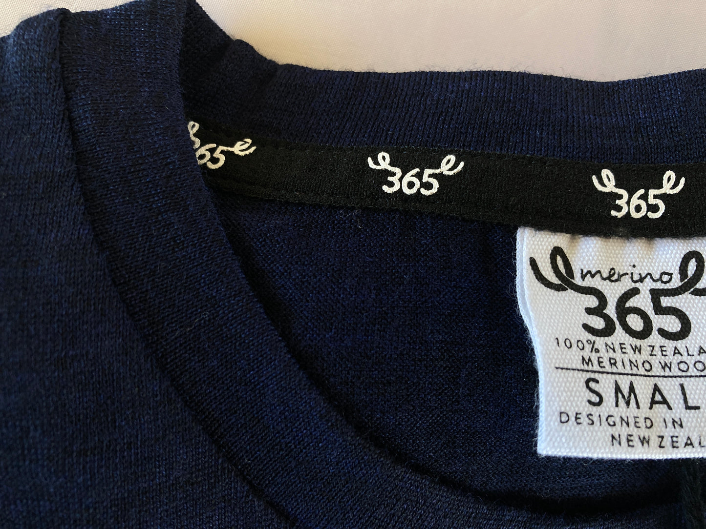 Merino 365 OG Long Sleeve with Thumbloops Top, Navy Blue